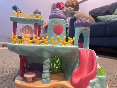 Mermaid Toy Castle