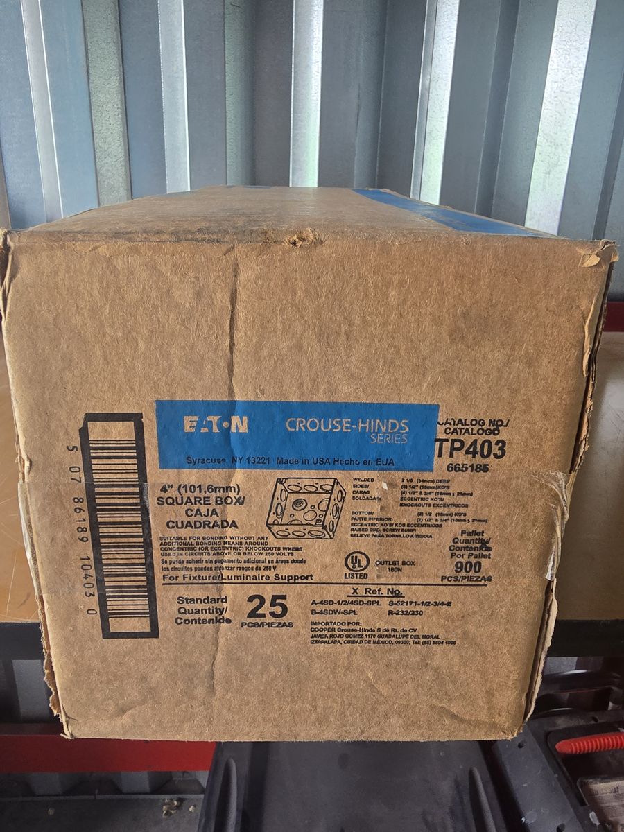 Eaton Crouse-Hinds 4" Square Outlet Box 25 ea. TP403 New