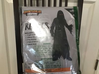 Spooktacular Creations Reaper Costume Child Size L (10-12 yrs) w/ Lighted Glasses, Scythe, Robe