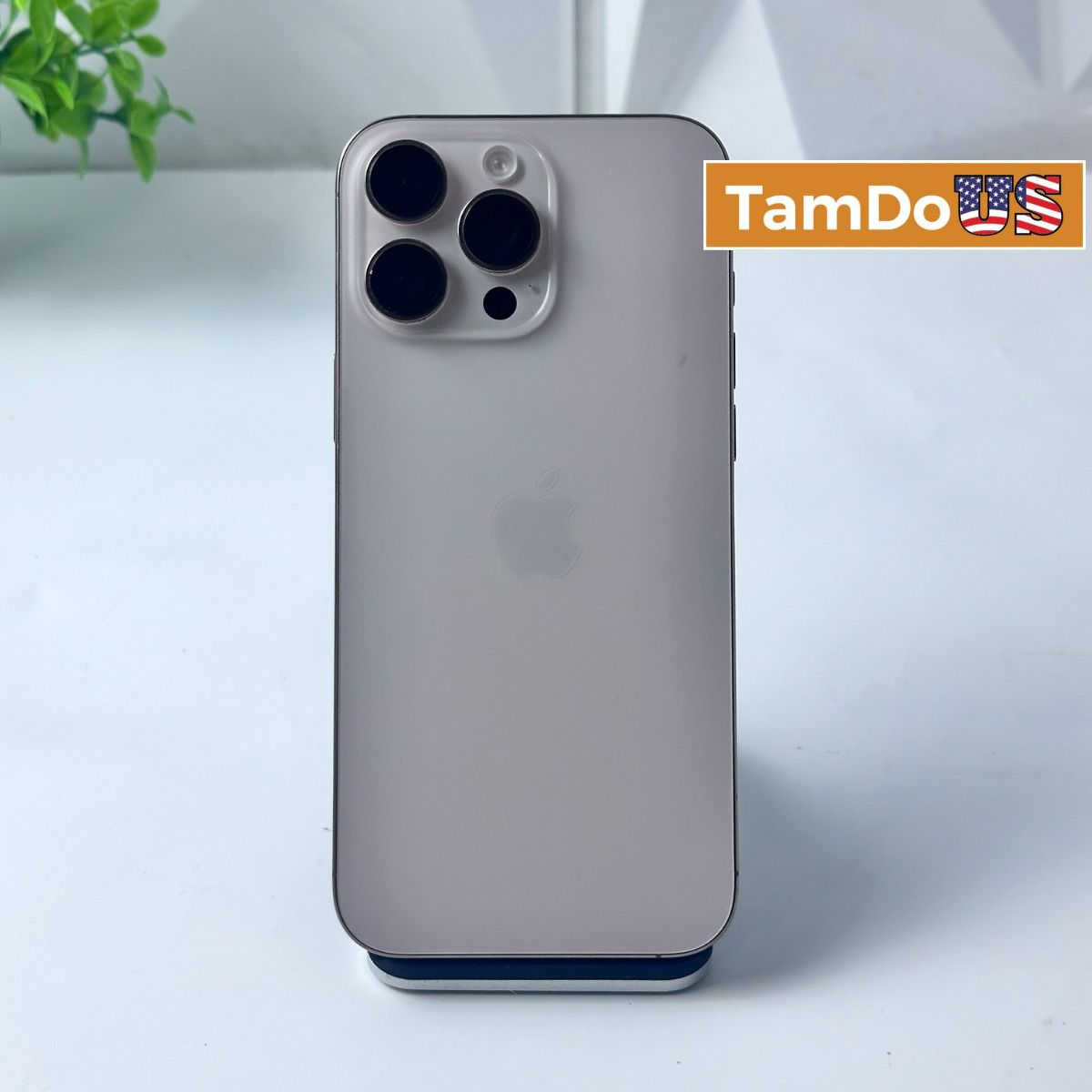 iPhone 16 Pro Max | 256GB | Unlocked | AppleCare+ with Theft & Loss (2033/03/28)