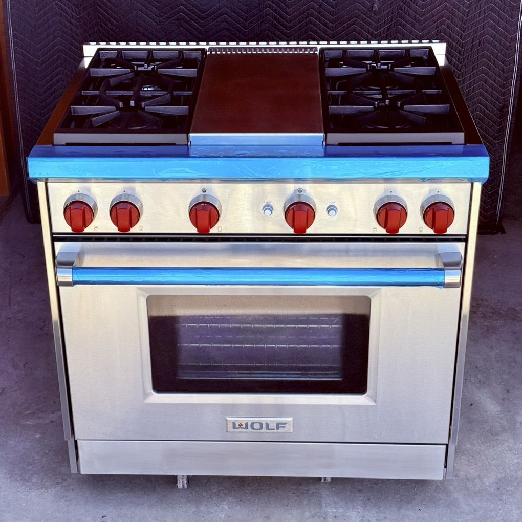 WOLF 36” Gas Range Stove Griddle- Great condition