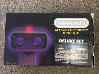Nintendo Entertainment System (NES) Deluxe Set - Original Box - Vintage Console Gaming