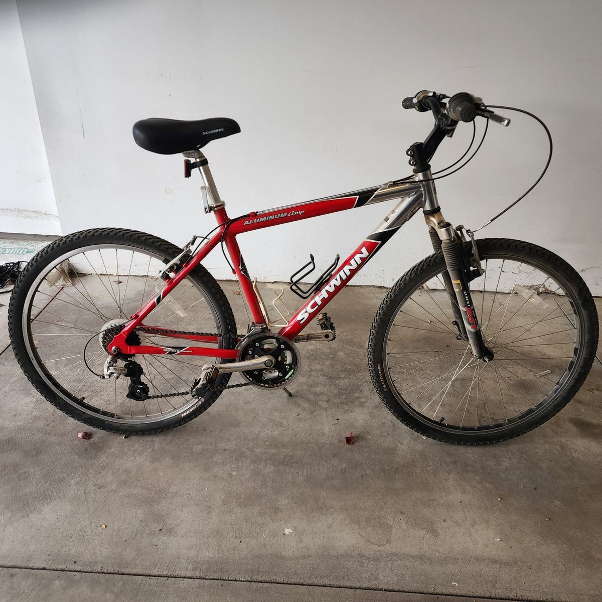 schwin aluminum mt bike