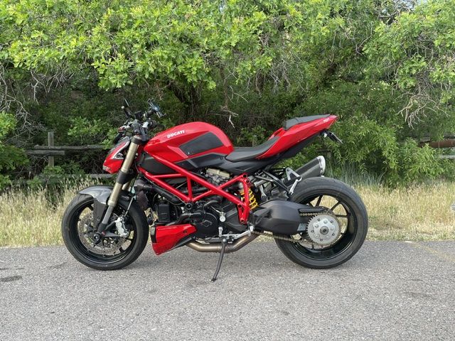 Ducati 848 Streetfighter 2012