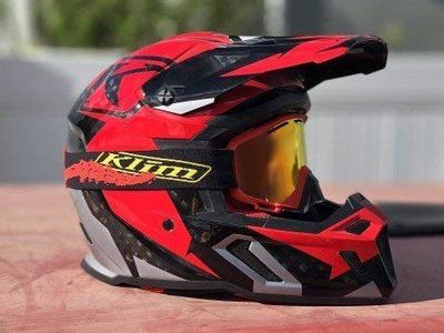 Klim F3 Carbon Off-Road/Snowmobile Helmet with Goggles and Carrying Bag - Red/Black