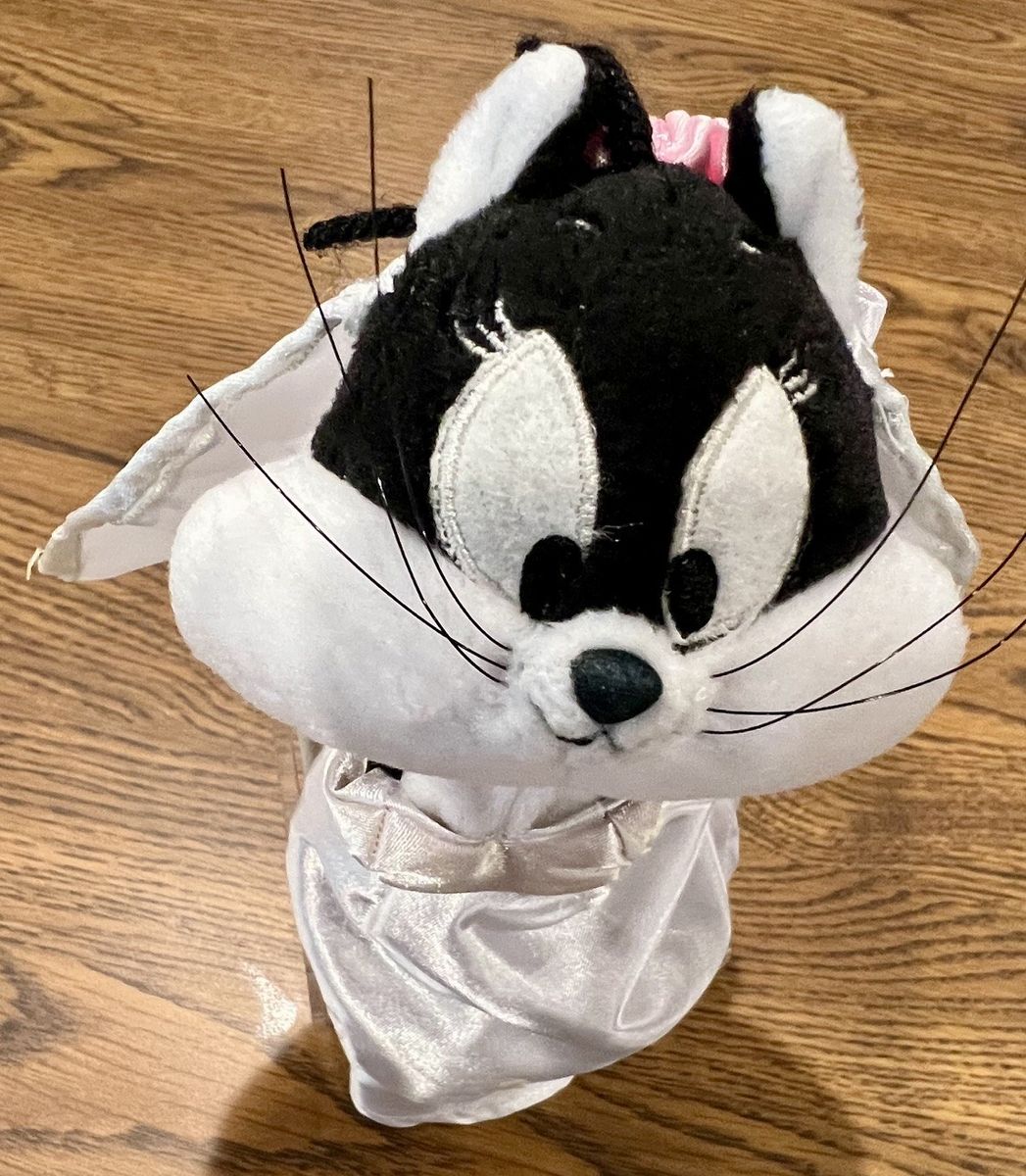 Vintage Warner Bros Penelope Pussycat Wedding 9" Plush Stuffed Animal