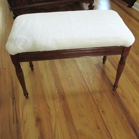 Vintage Wood/Piano Bench