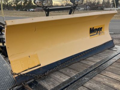 Snow plow blade and hook up