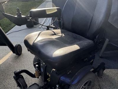 Jazzy Pride 640HD Electric Power Wheelchair - Used Mobility Scooter
