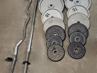 weights 171 pounds