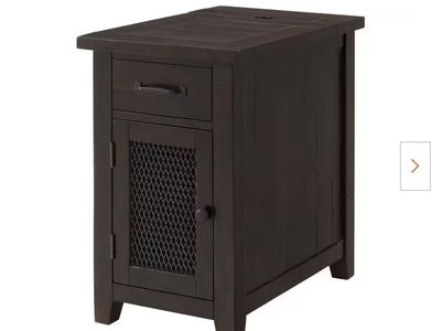 Rustic Chairside End Table with Power