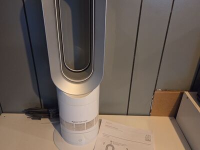 Like new Dyson Hot+Cool™ Jet Focus fan heater