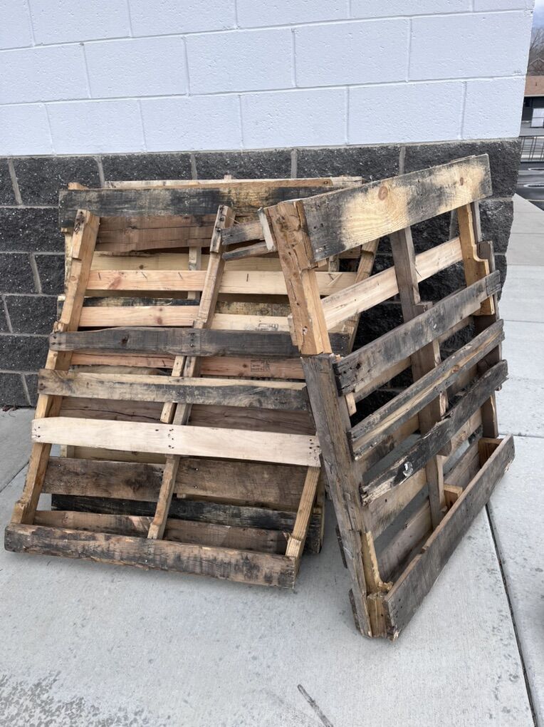 Free Wooden Pallets as of 2/19
