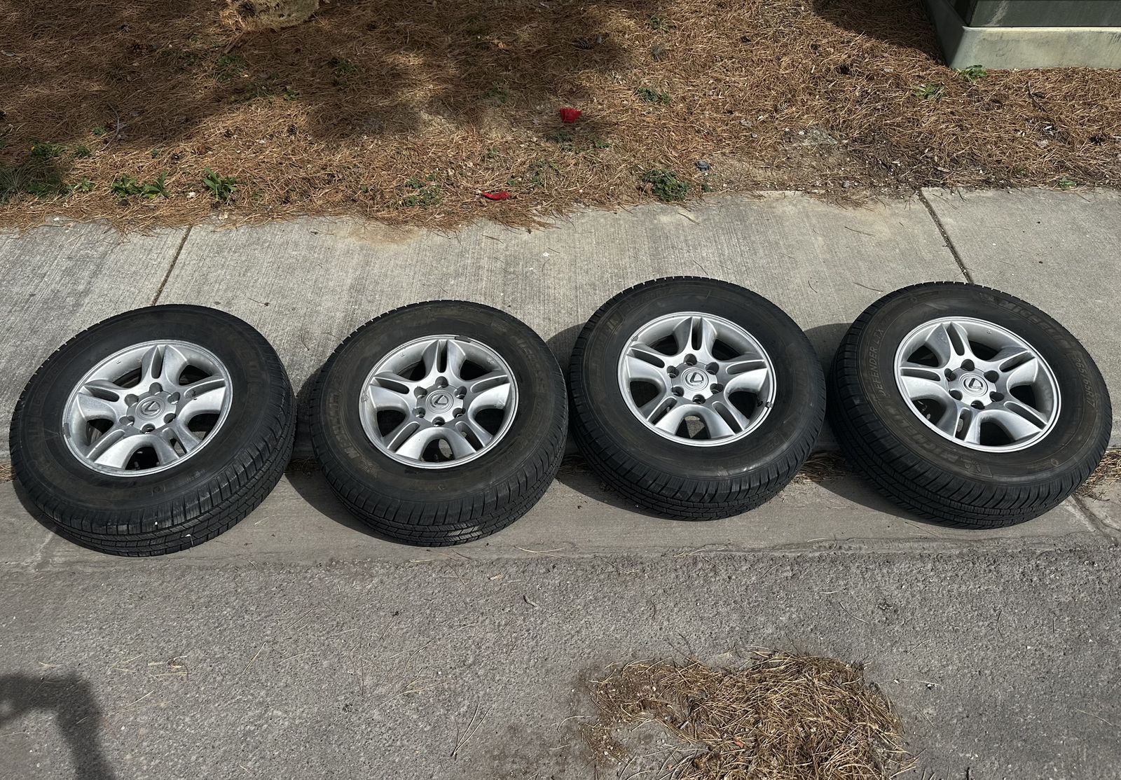 Michelin Defender LTX M/S 265/65r17