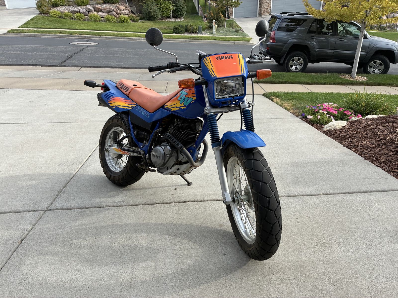 Yamaha TW200 Dual Sport Motorcycle Blue and Orange