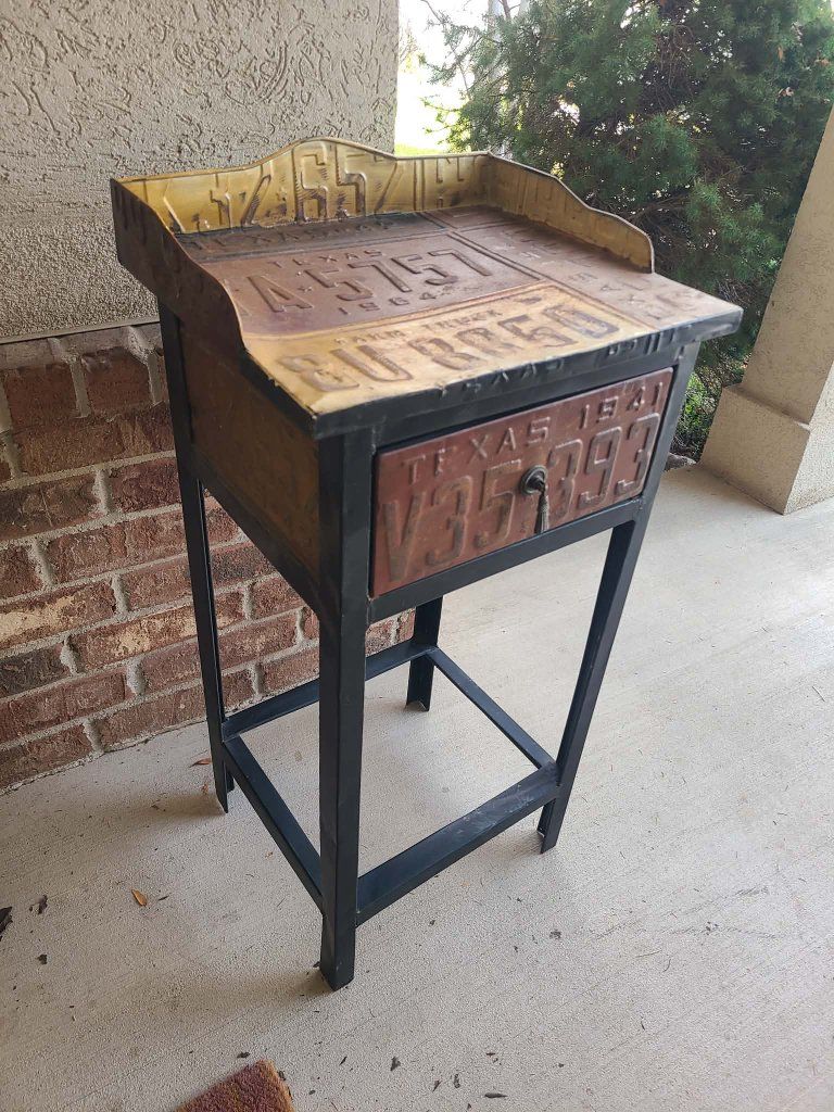 license plates side table with drawer
