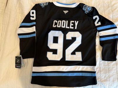 Utah Hockey Club / Mammoth: Logan Cooley #92