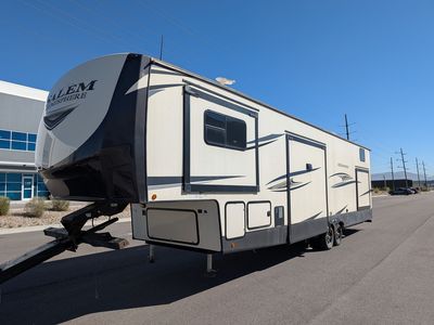 2020 Forest River Salem 5th wheel for auction!
