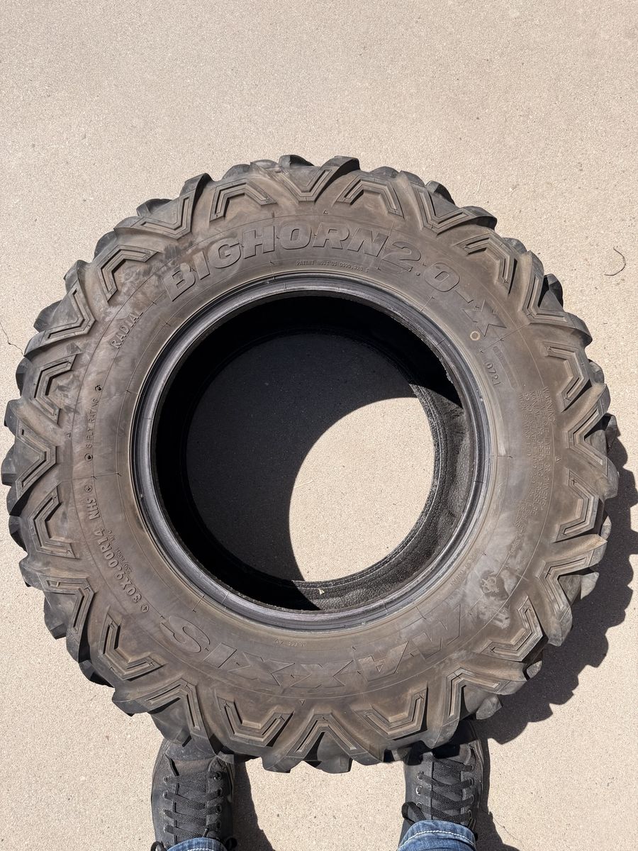 Main image 3