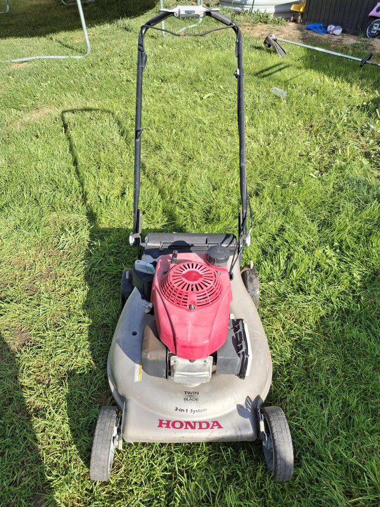 Honda HRR216 (runs but surges)
