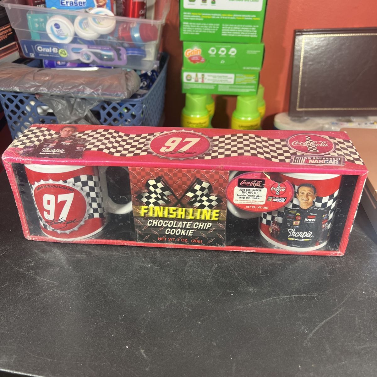 2004 Coca-Cola NASCAR 97 Sharpie Mugs & Cookie Gift Set New in Box