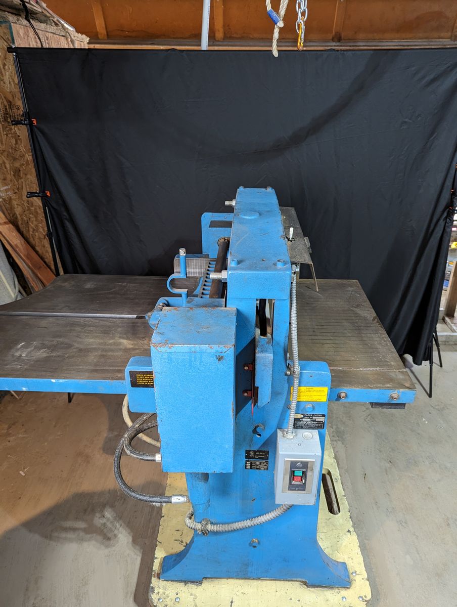 Main image 7