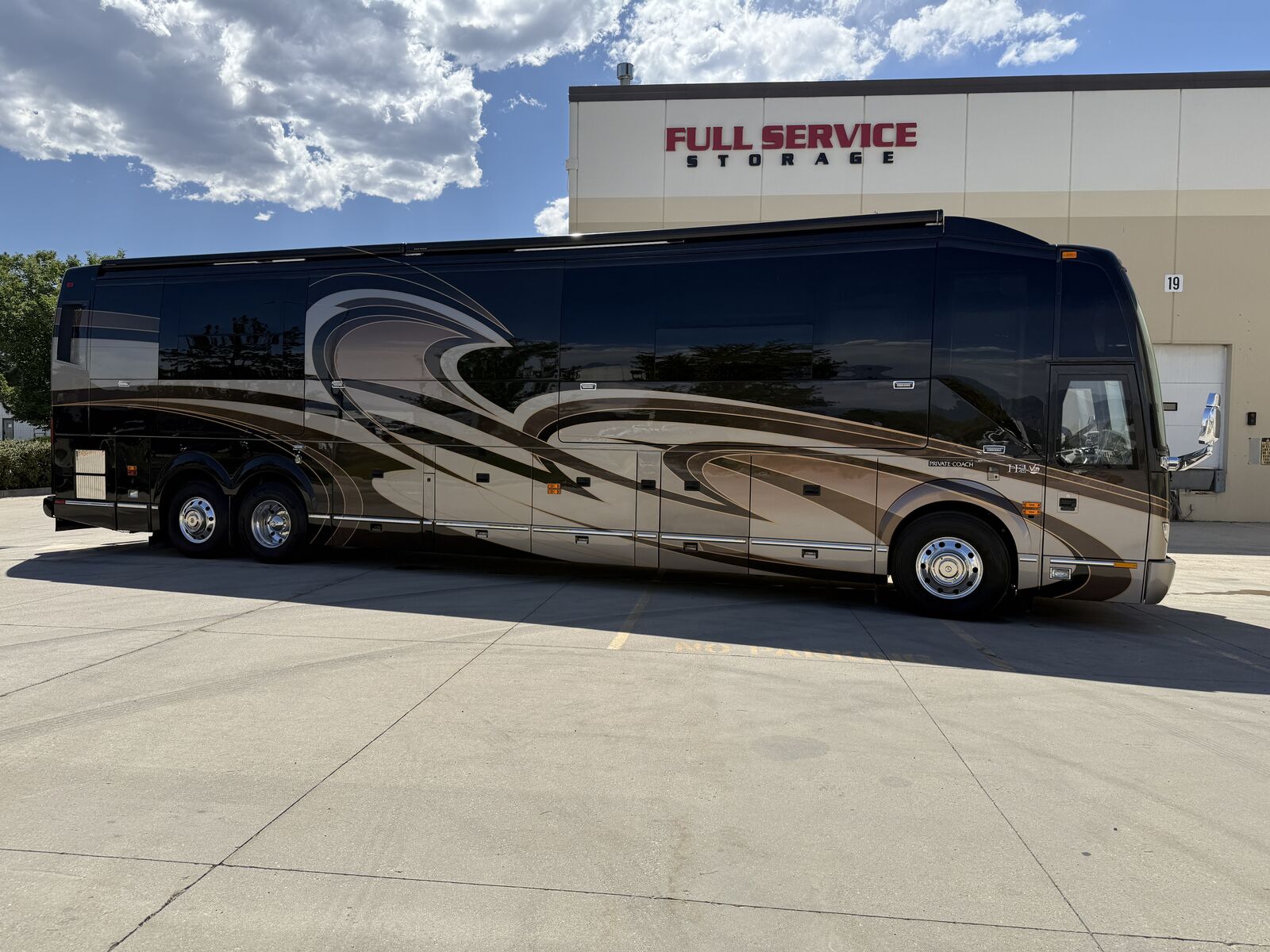 2013 Prevost LIBERTY H3-45