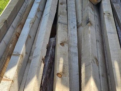 4 × 4 × 8 lumber 15 pieces