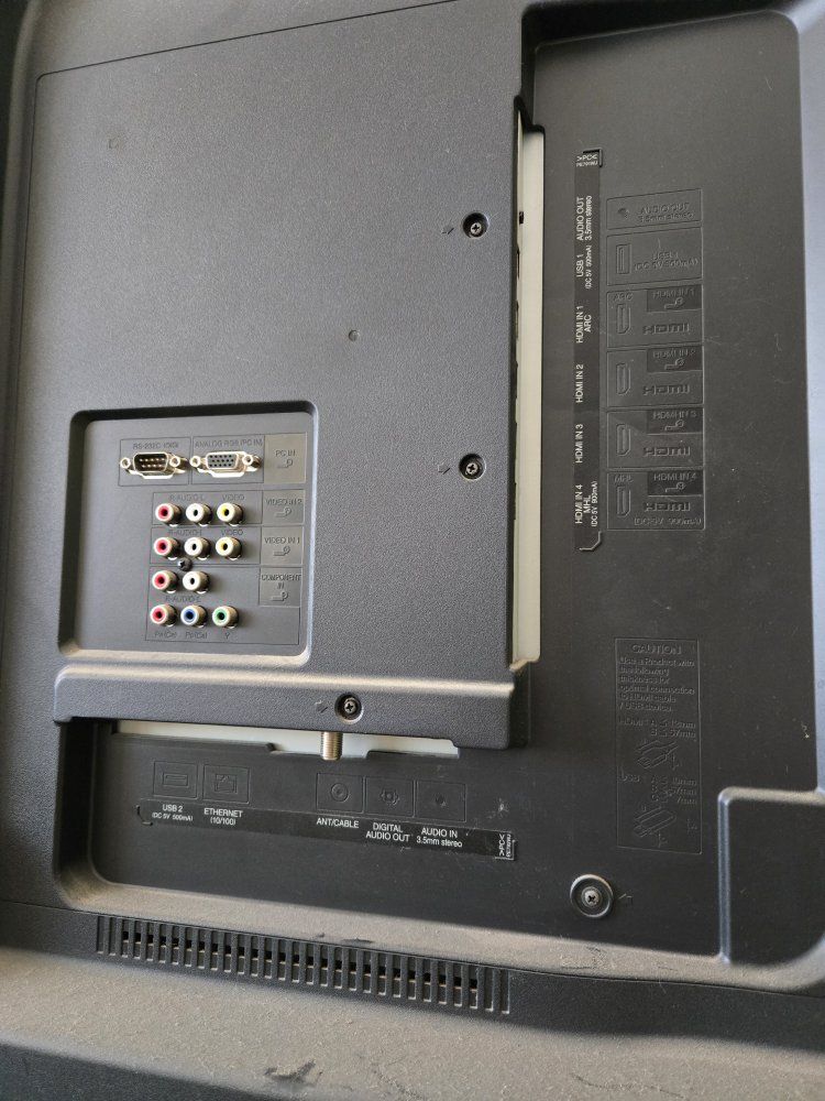 Main image 3