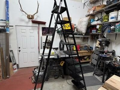 9ft Step Ladder