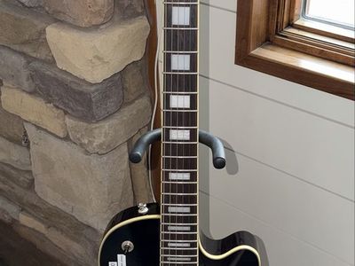 00’ DeArmond electric guitar - 11.44 ohms dynasonic pickups USA made