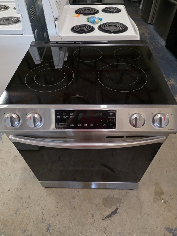 Samsung slide-in electric stove