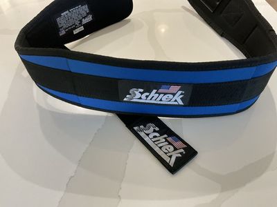 Weight lifting belt