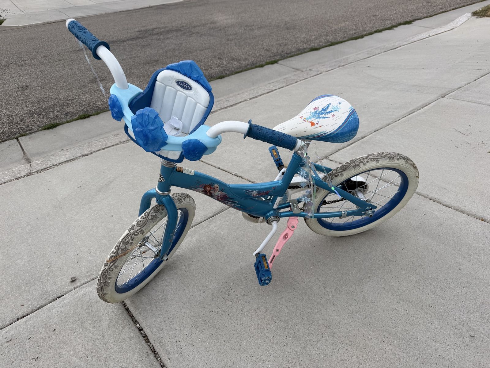 Disney Frozen Kids Bicycle with Doll Seat and Streamers - Blue
