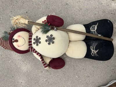 Christmas Snowman Porch Decor - Hanna’s Handiwork