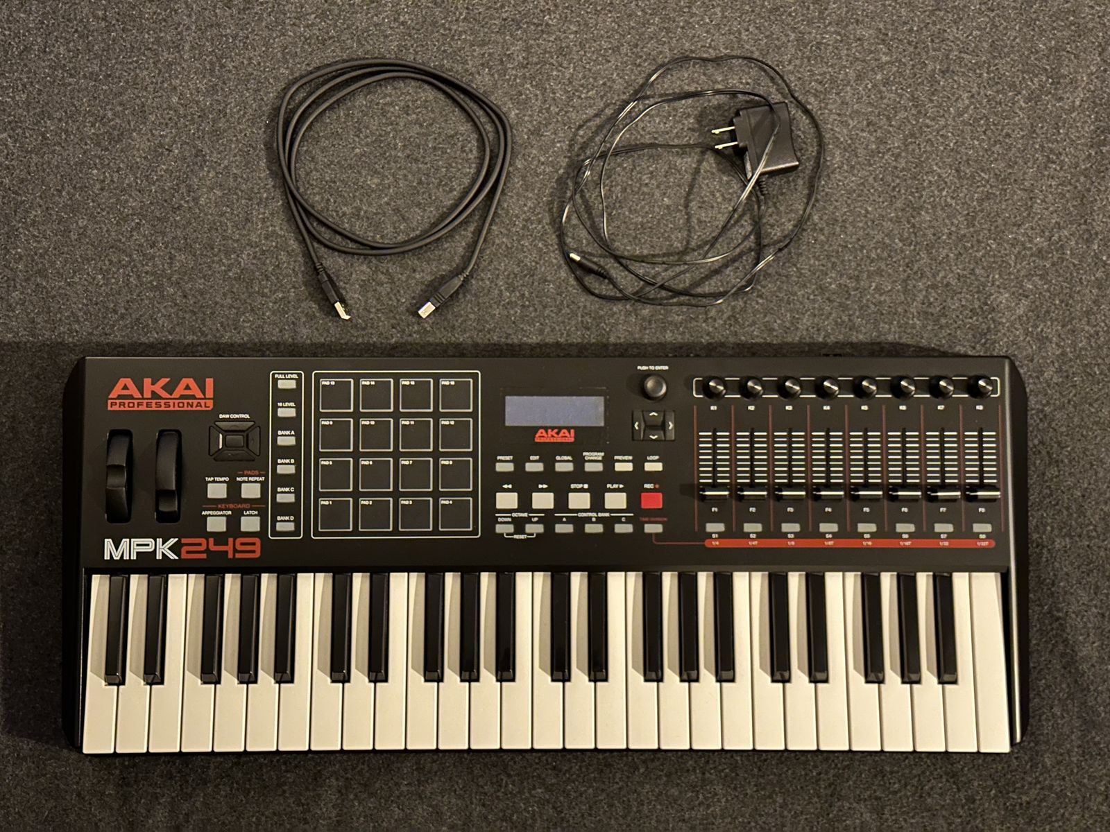 Akai MPK249 MIDI Keyboard