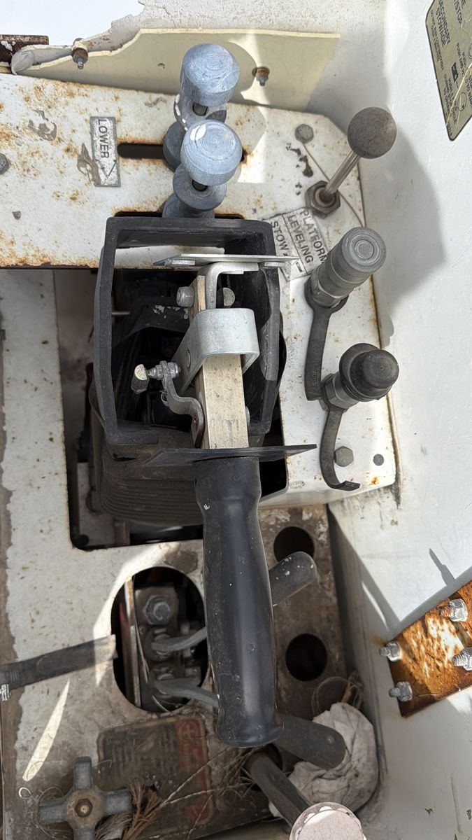 Main image 7