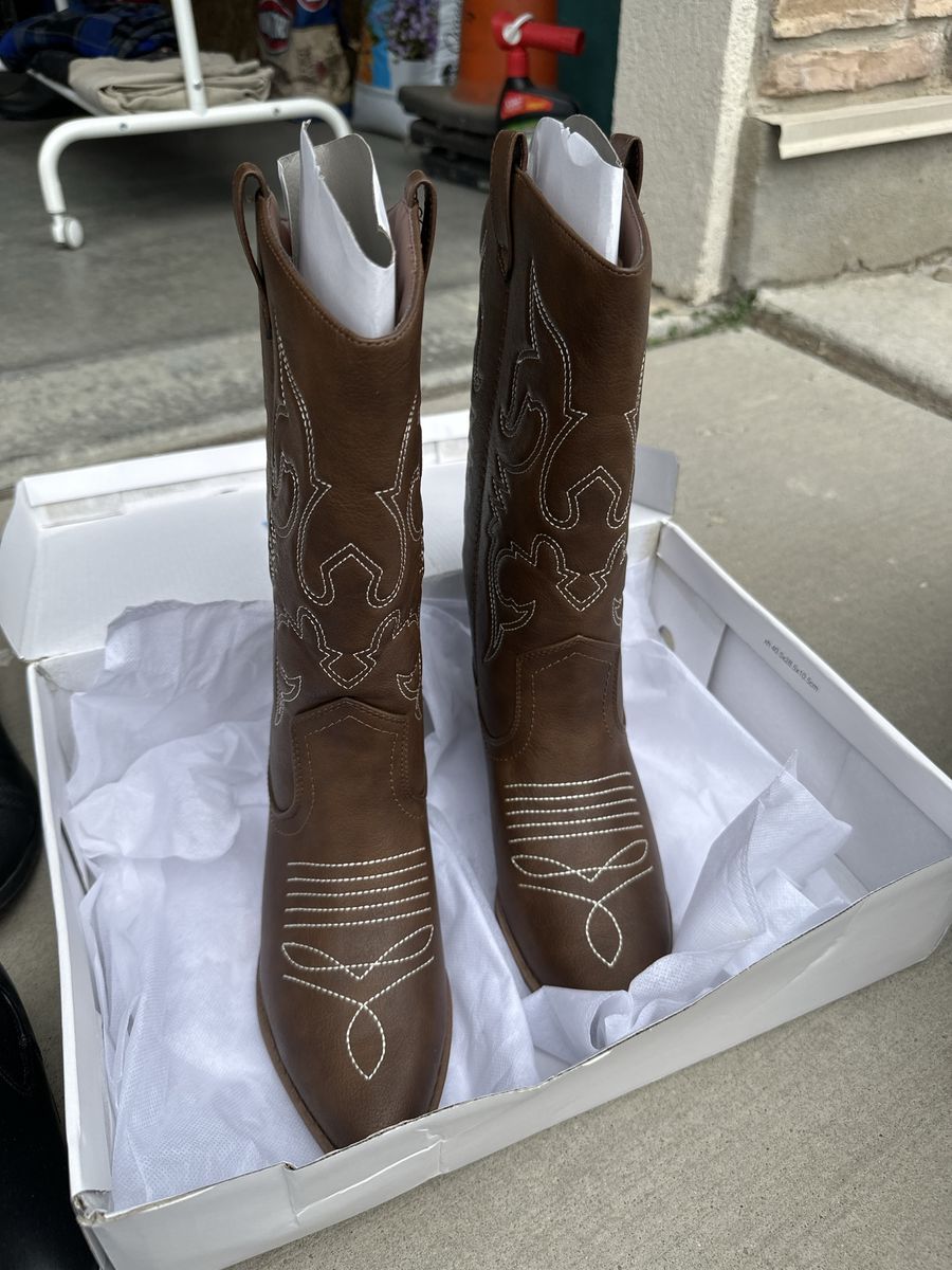 Brown Western Cowboy Boots with White Stitching - Women's Size 8,  Dream Pairs
