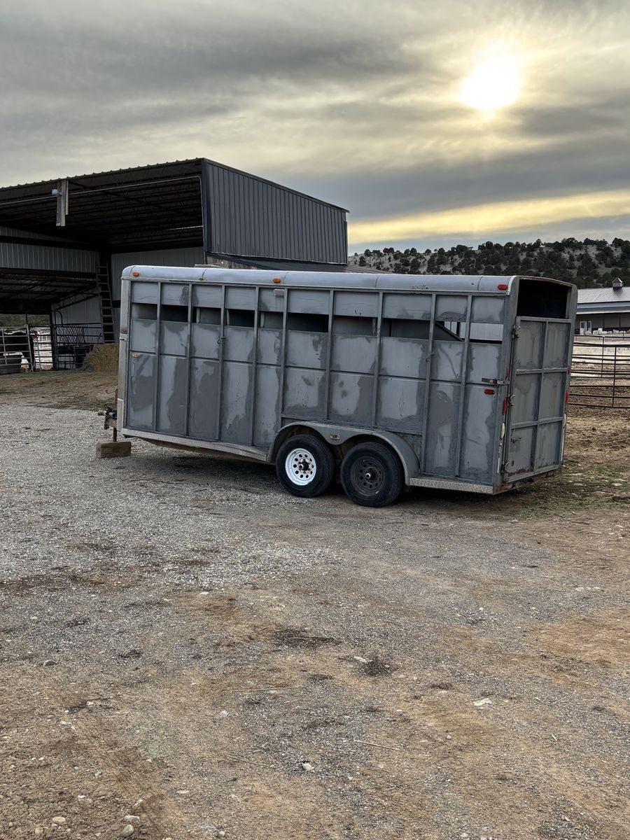 1992 Trails West 4 Horse Bumper Pull