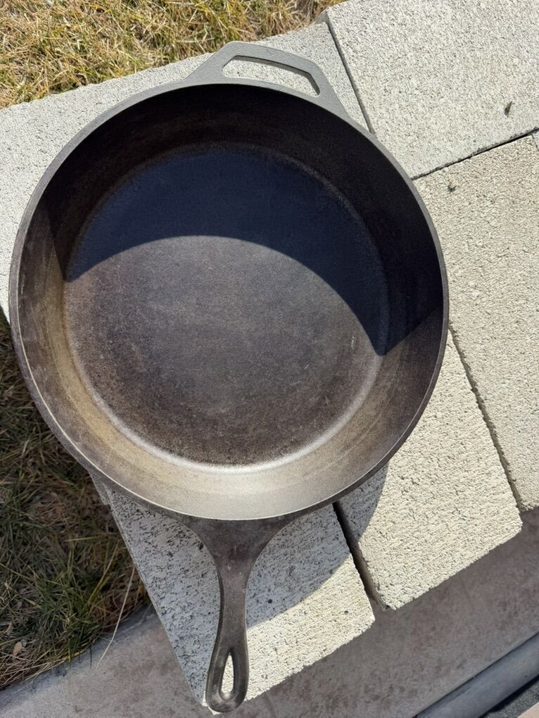 Lodge 14SK Skillet Cast Iron USA