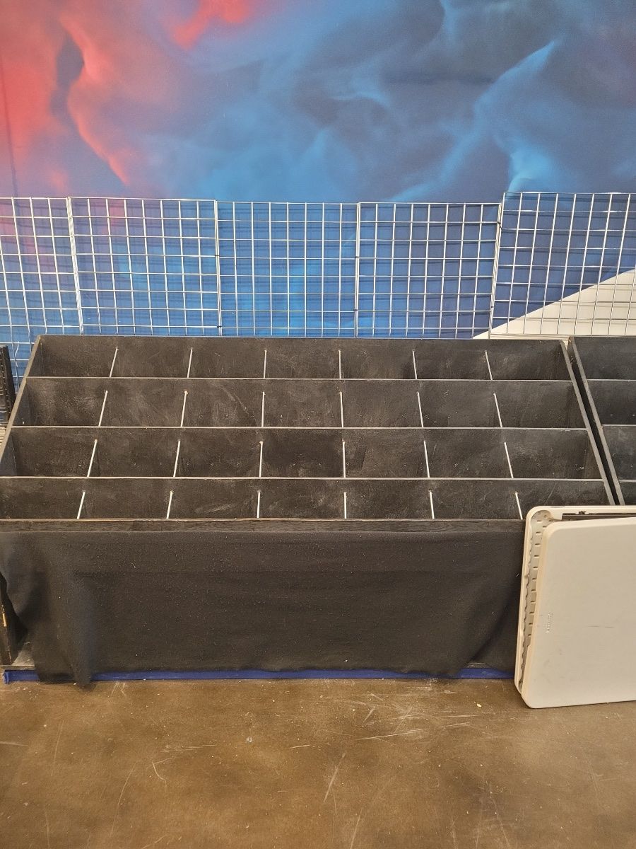 1200-1500 record rack