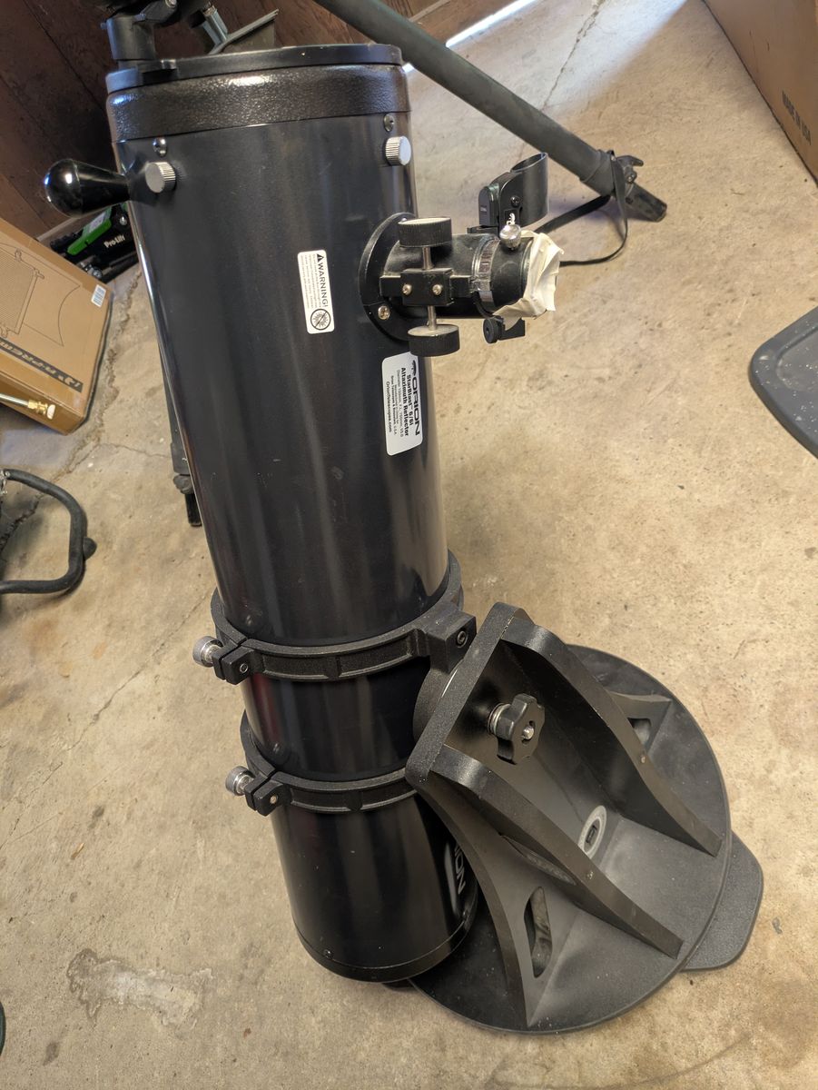 Orion Starblast 6" Altazimuth Reflector Tabletop Telescope