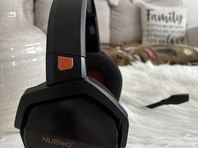 NUBWO Gaming Headset – Wireless/Bluetooth + Wired