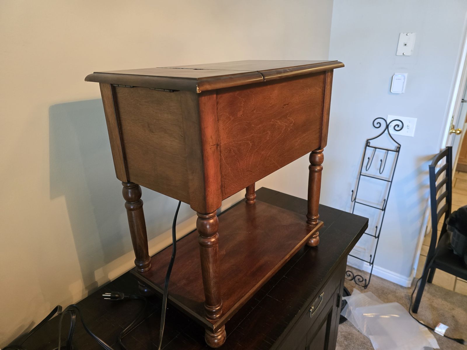 Main image 2