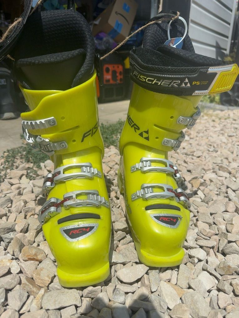 Fischer RC4 Race Ski Boots Mondo 25.5