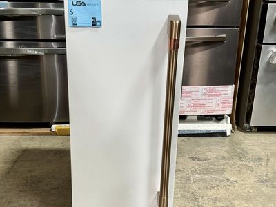 GE UNDER COUNTER ICE MAKER CLEAR ICE PANEL READY