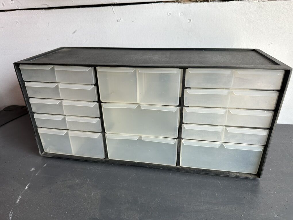 13 Drawer Plastic Parts Organizer