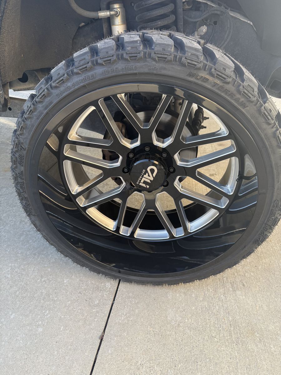 26x14 Cali Invaders 8x170