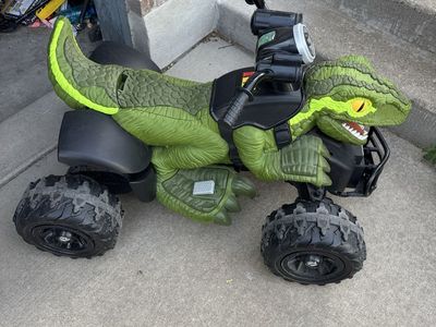 Power Wheels Jurassic World Dino Racer