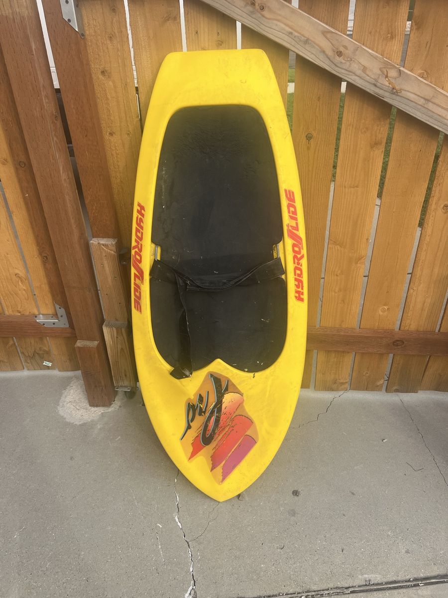 Hydro Slide Yellow Kneeboard with Padded Deck and Strap